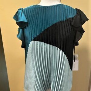 1. State Blue Black Accordian Top Short Flutter Sleeves Sz M